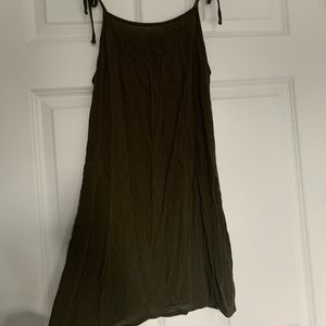 Forever21 Dark Green Crepe Dress Size Small